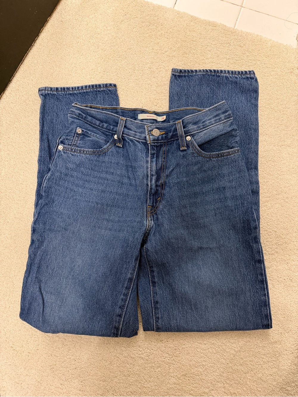 Levi’s ’94 Baggy Jeans Size 26 Medium Wash Denim